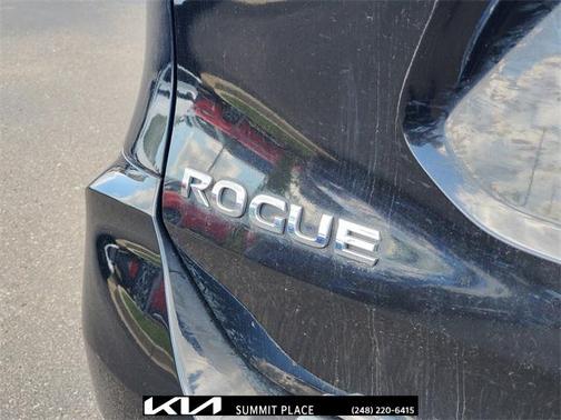 2018 Nissan Rogue SV