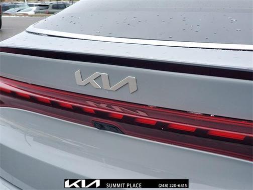 2023 Kia K5 GT-Line