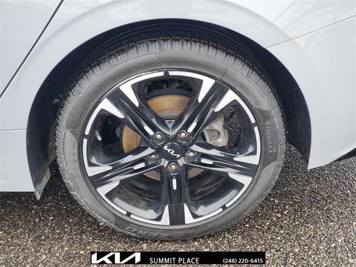 2023 Kia K5 GT-Line