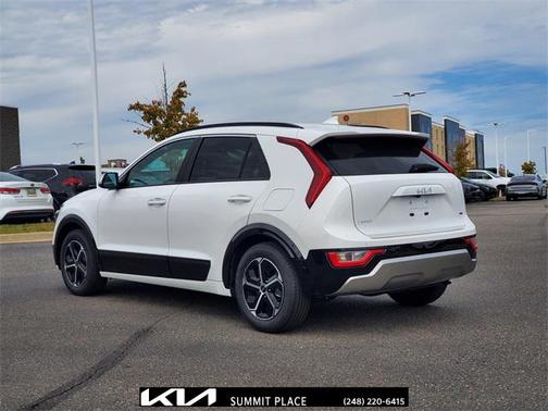 2023 Kia Niro SX