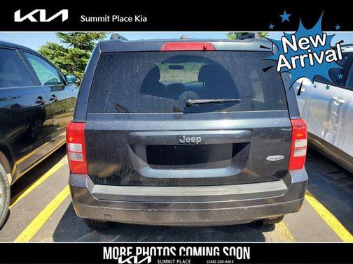 Maximum Steel Metallic Clearcoat 2015 Jeep Patriot High Altitude Edition