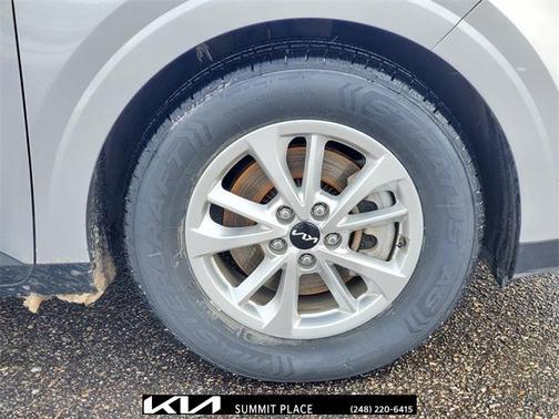 2022 Kia Carnival LXS