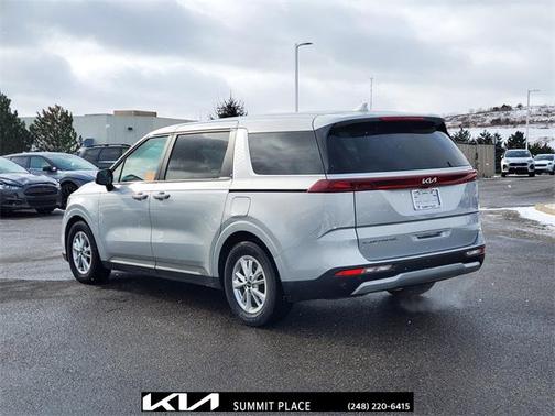 2022 Kia Carnival LXS