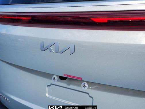 2025 Kia Carnival EX