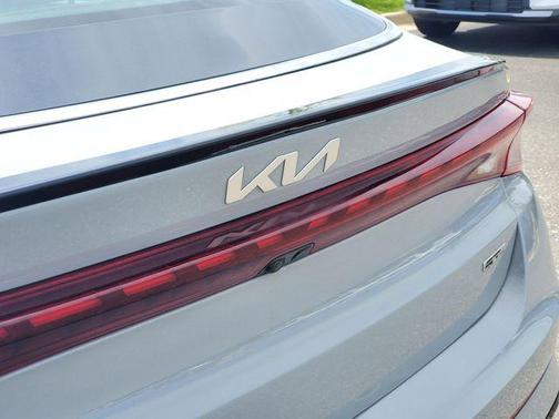 Wolf Gray 2024 Kia K5 GT-Line