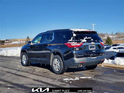 2021 Chevrolet Traverse LT Cloth