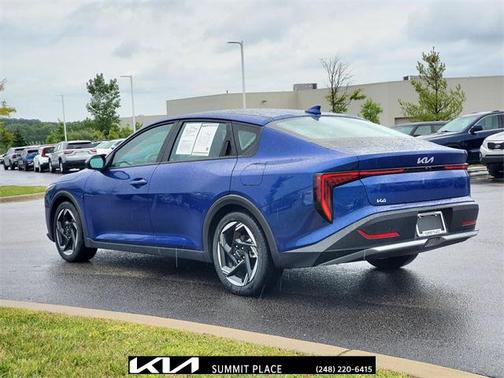 2025 Kia K4 EX