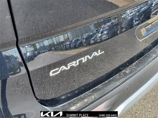 2024 Kia Carnival LX