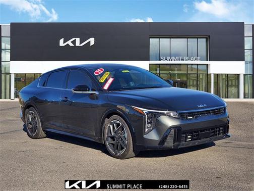 2025 Kia K4 GT-Line
