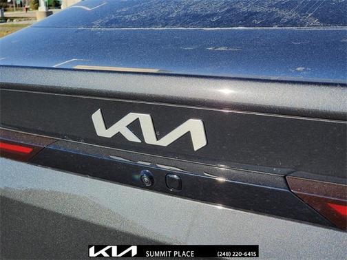 2025 Kia K4 GT-Line