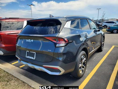 2023 Kia Sportage EX