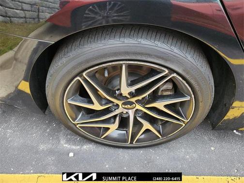 2023 Kia Stinger GT-Line