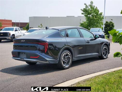 2025 Kia K4 EX