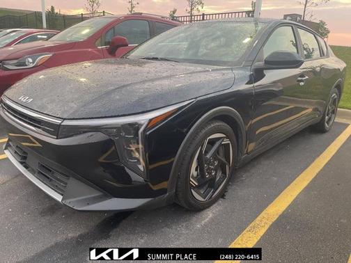 2025 Kia K4 EX