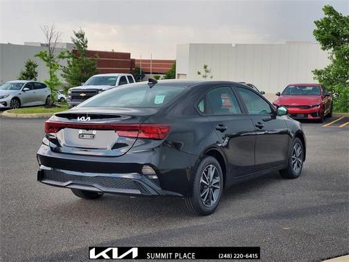 2022 Kia Forte LXS