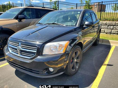 Brilliant Black Crystal Pearlcoat 2011 Dodge Caliber Mainstreet