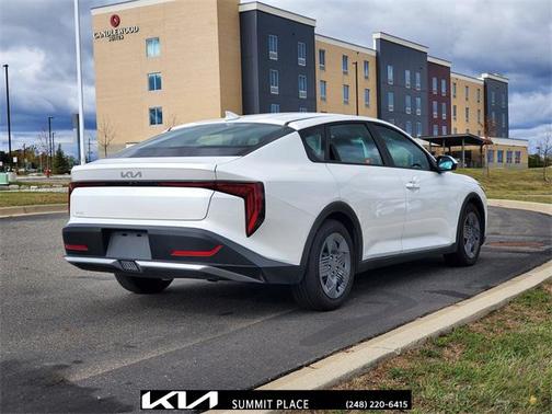 2025 Kia K4 LX