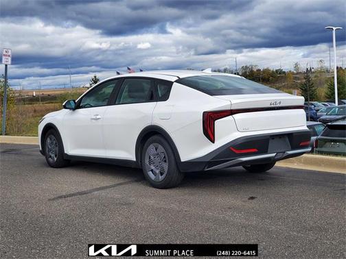 2025 Kia K4 LX