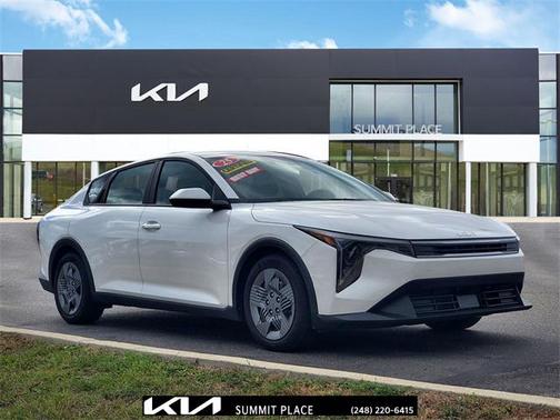2025 Kia K4 LX