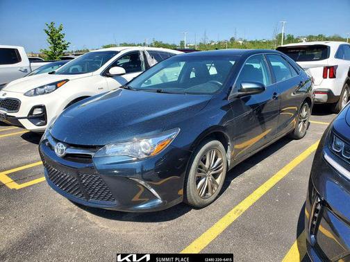 Cosmic Gray Mica 2017 Toyota Camry SE