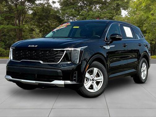 Ebony Black 2025 Kia Sorento LX