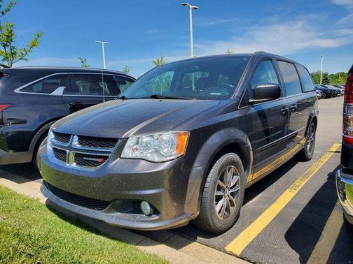 Granite Pearlcoat 2017 Dodge Grand Caravan SXT
