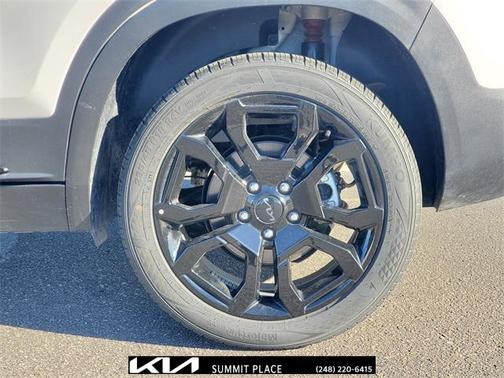 2025 Kia Seltos X-Line