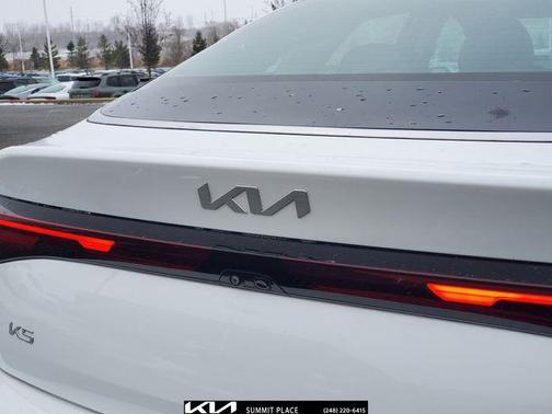 2025 Kia K5 EX