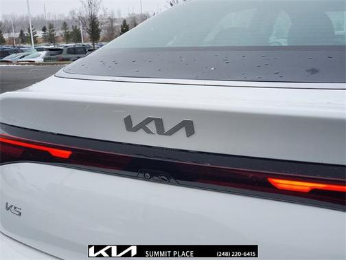 2025 Kia K5 EX