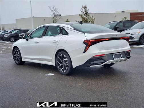 2025 Kia K5 EX
