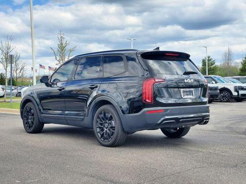 Ebony Black 2022 Kia Telluride SX