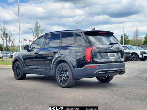 Ebony Black 2022 Kia Telluride SX