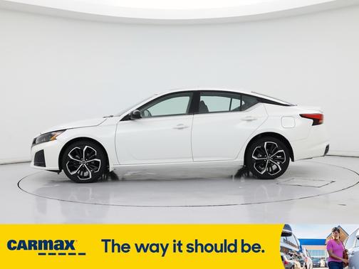 2024 Nissan Altima SR