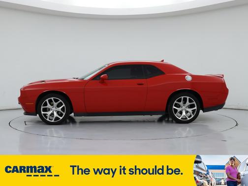2016 Dodge Challenger SXT Plus