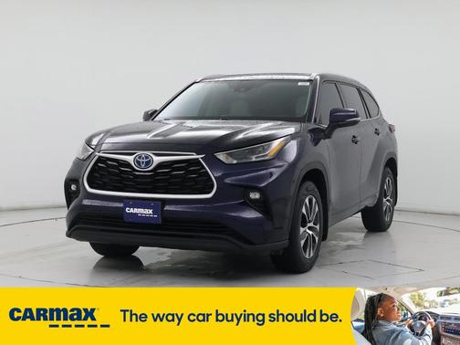 2022 Toyota Highlander Hybrid XLE
