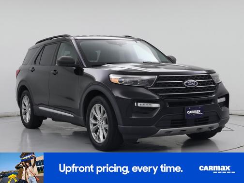 Black 2021 Ford Explorer XLT