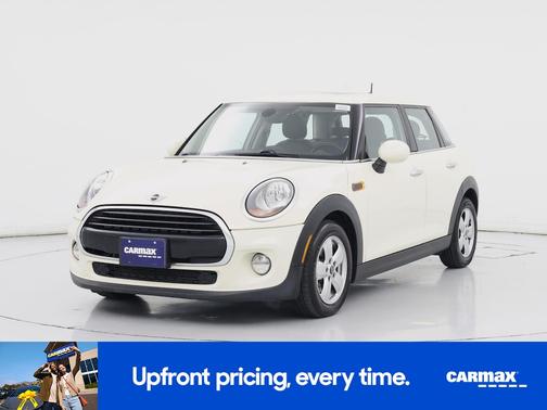 2017 MINI Hardtop Cooper
