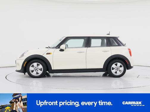 2017 MINI Hardtop Cooper