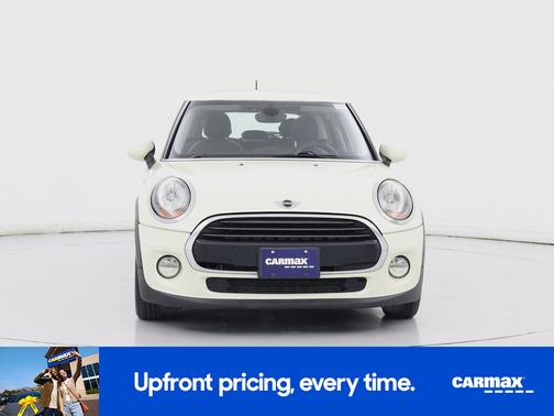 2017 MINI Hardtop Cooper