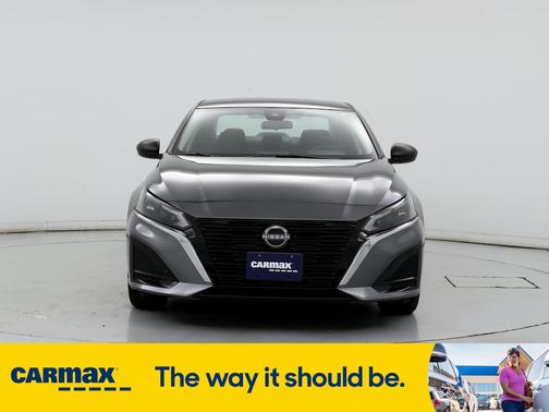 2024 Nissan Altima SV