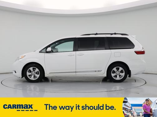 2017 Toyota Sienna LE