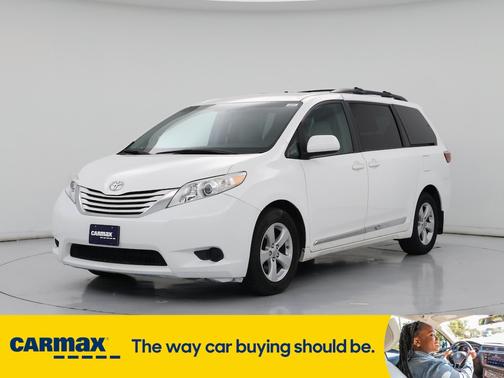 2017 Toyota Sienna LE