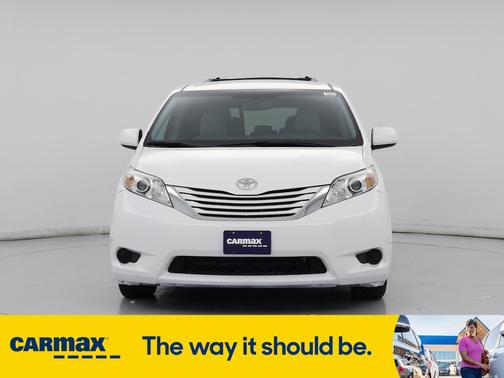 2017 Toyota Sienna LE