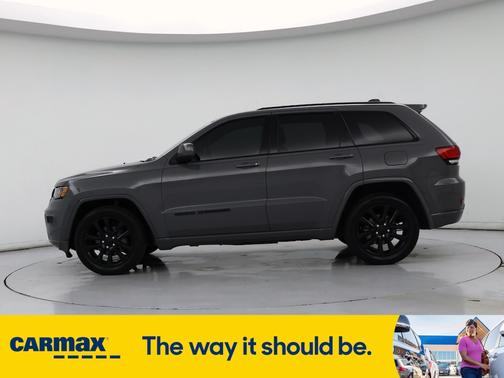 2020 Jeep Grand Cherokee Laredo