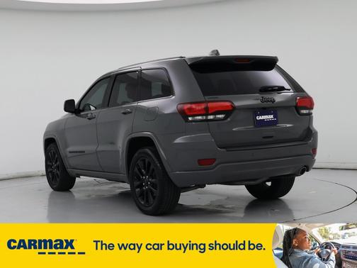 2020 Jeep Grand Cherokee Laredo