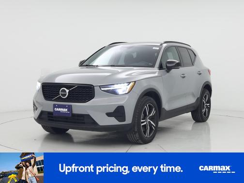 2024 Volvo XC40 B5 Core Bright Theme