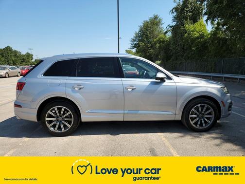 Photo 4 of 30 of 2018 Audi Q7 2.0T Premium Plus