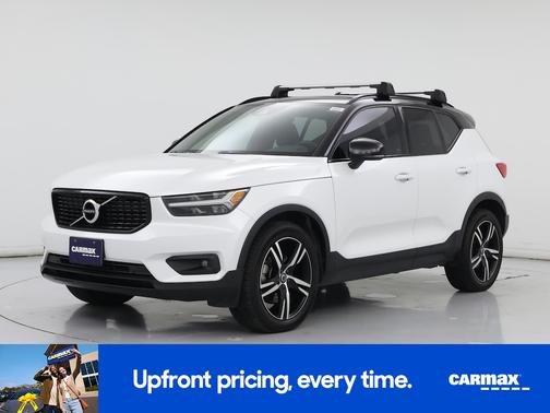 2019 Volvo XC40 T4 R-Design