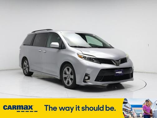 2018 Toyota Sienna SE