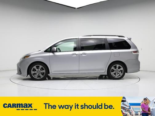 2018 Toyota Sienna SE